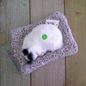 Cat Ornament Toy